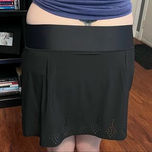 Title Nine size L skort with detail edge